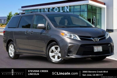 2018 Toyota Sienna LE 8 Passenger