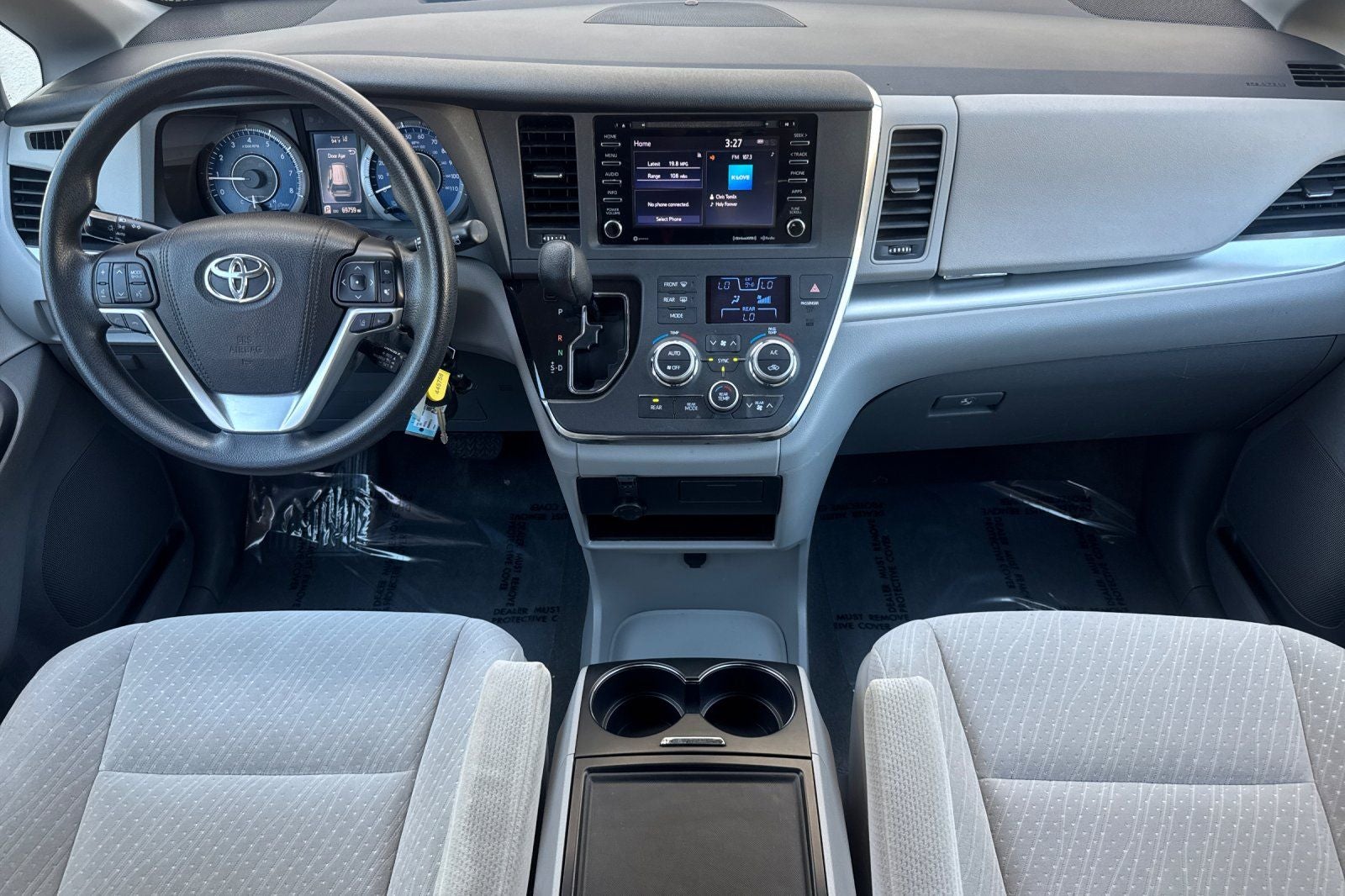 2018 Toyota Sienna LE 8 Passenger