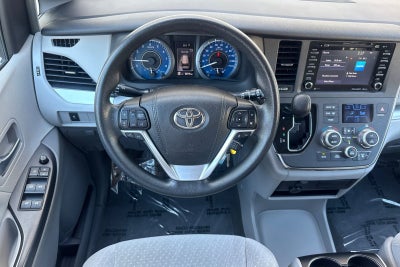 2018 Toyota Sienna LE 8 Passenger