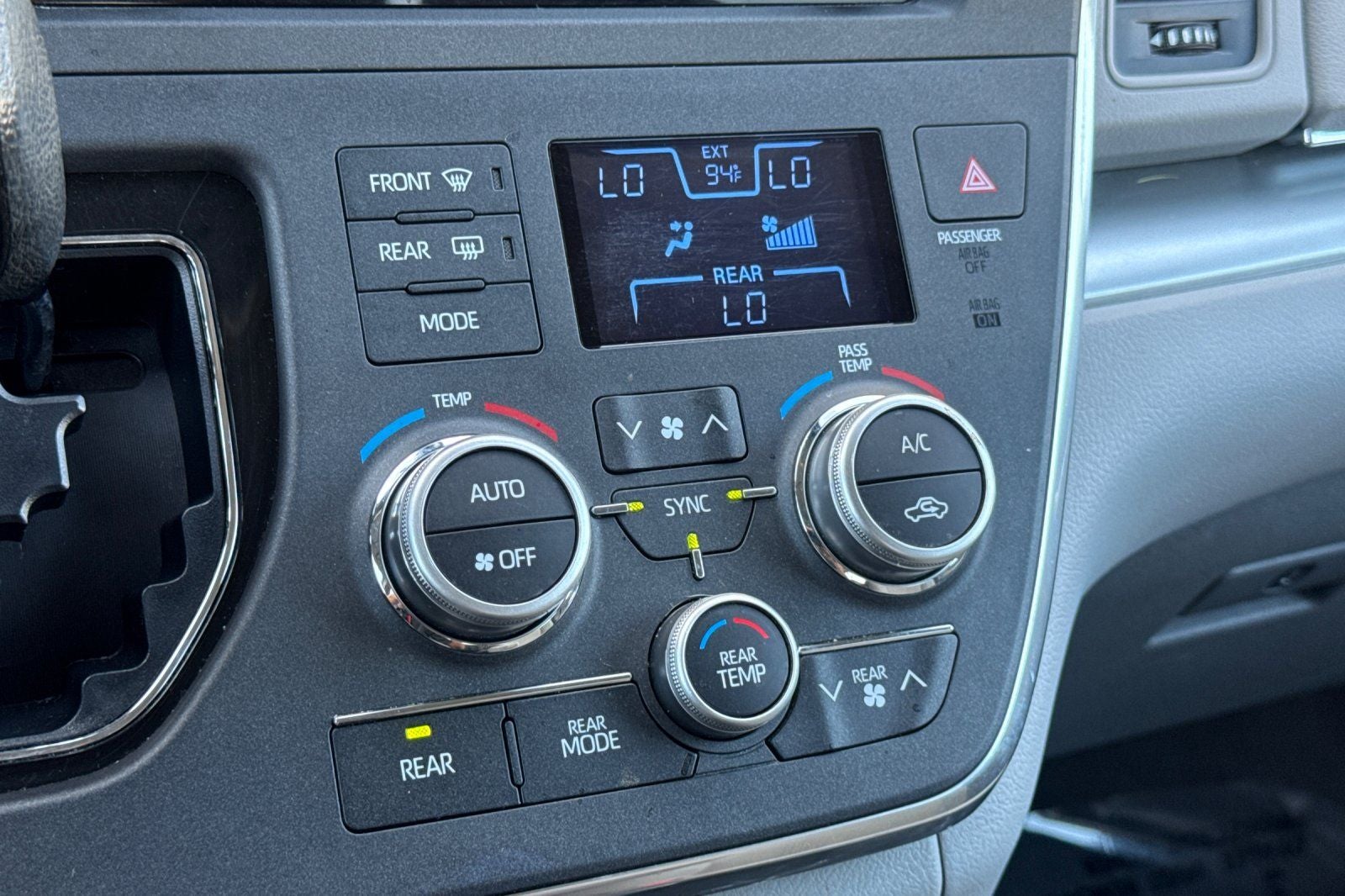 2018 Toyota Sienna LE 8 Passenger