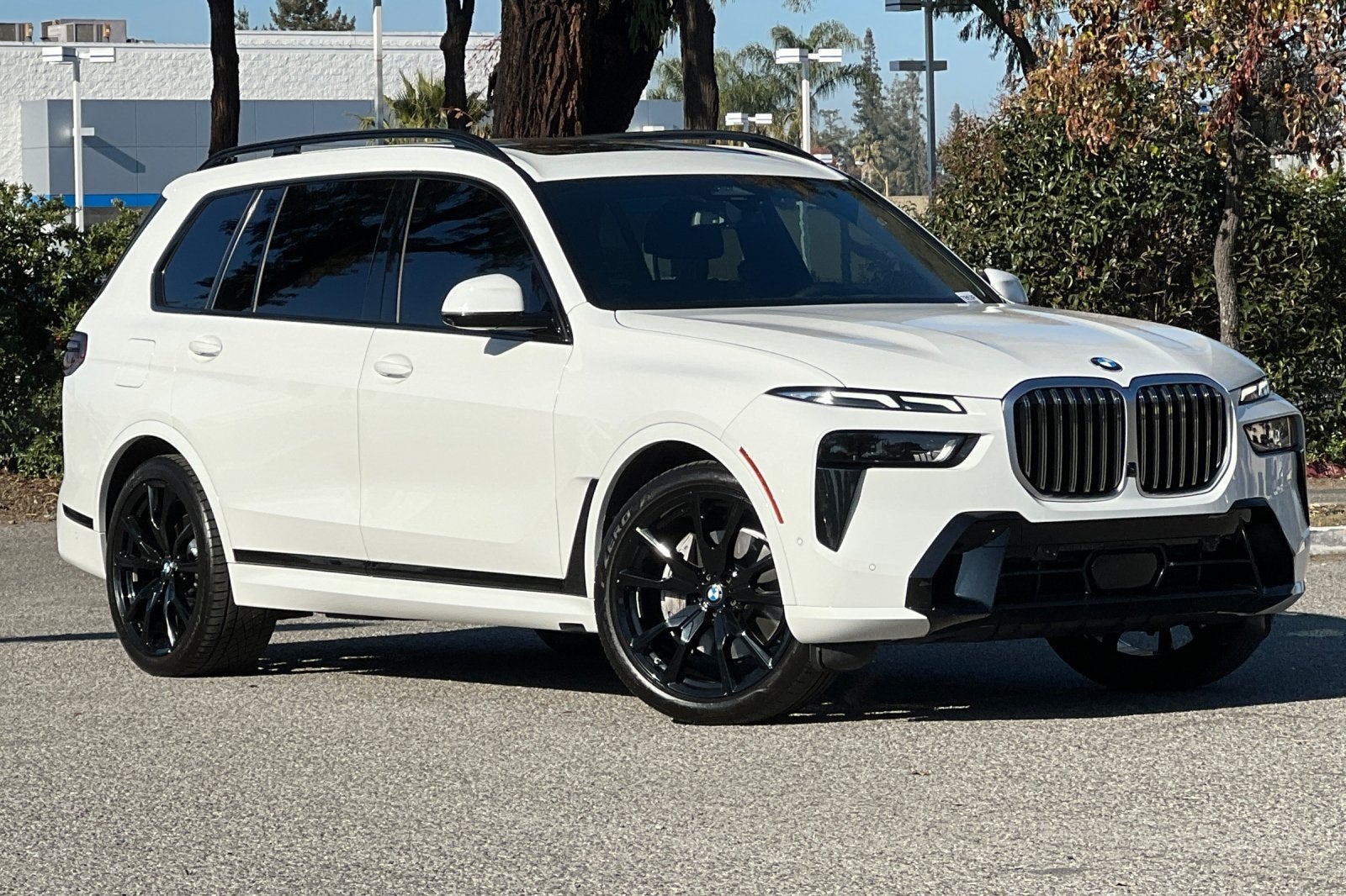 2023 BMW X7 xDrive40i M Sport Package