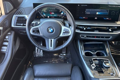 2023 BMW X7 M60i