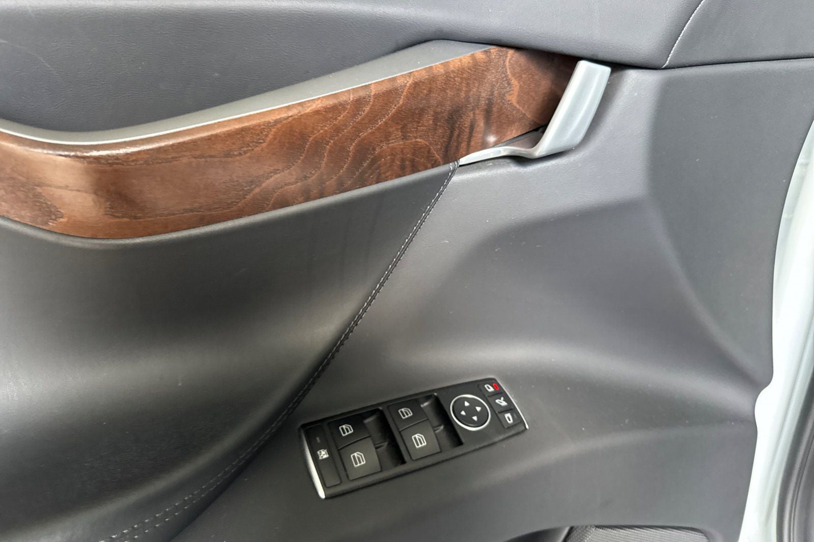 2020 Tesla Model X Long Range