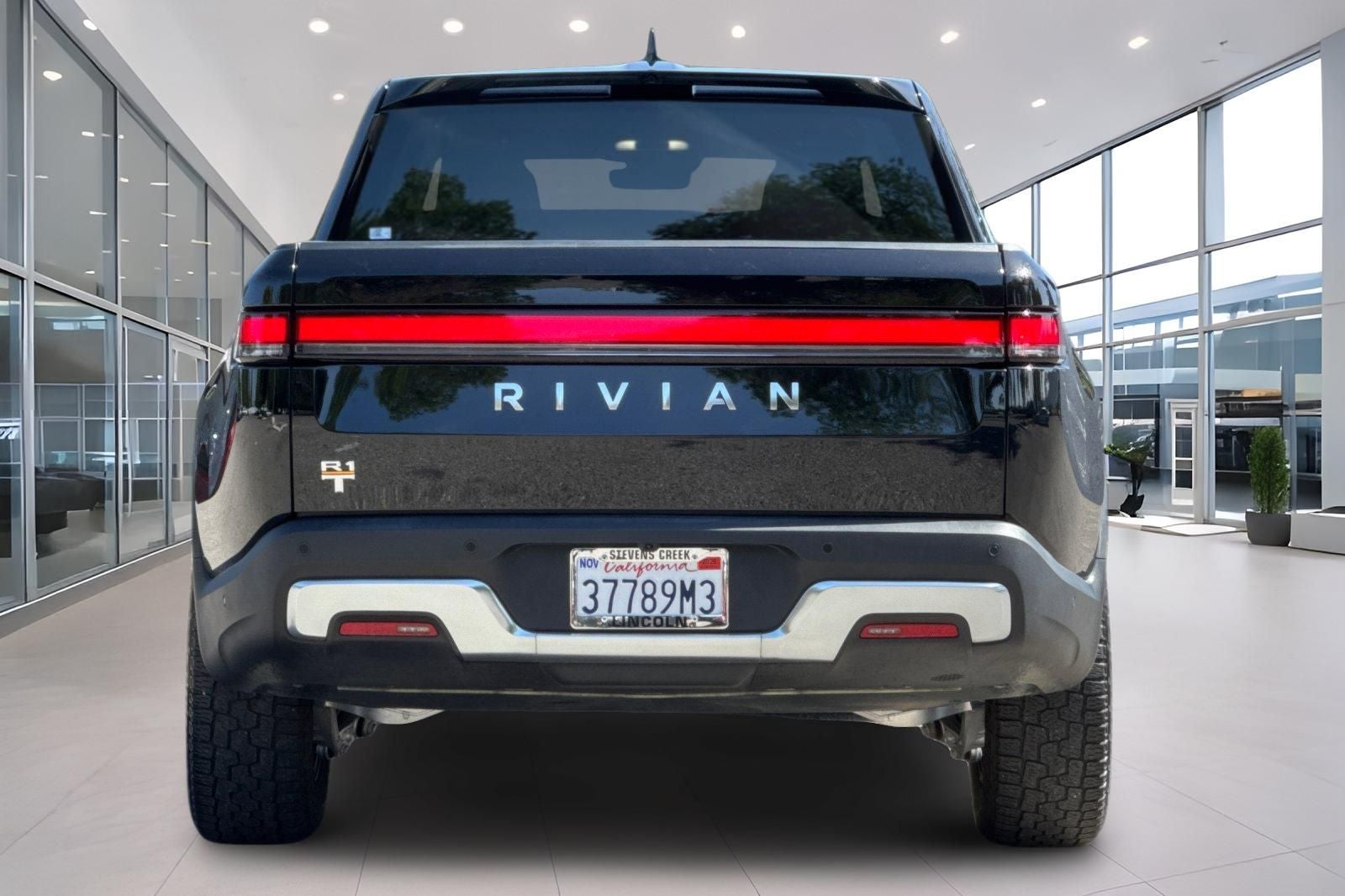 2022 Rivian R1T Adventure