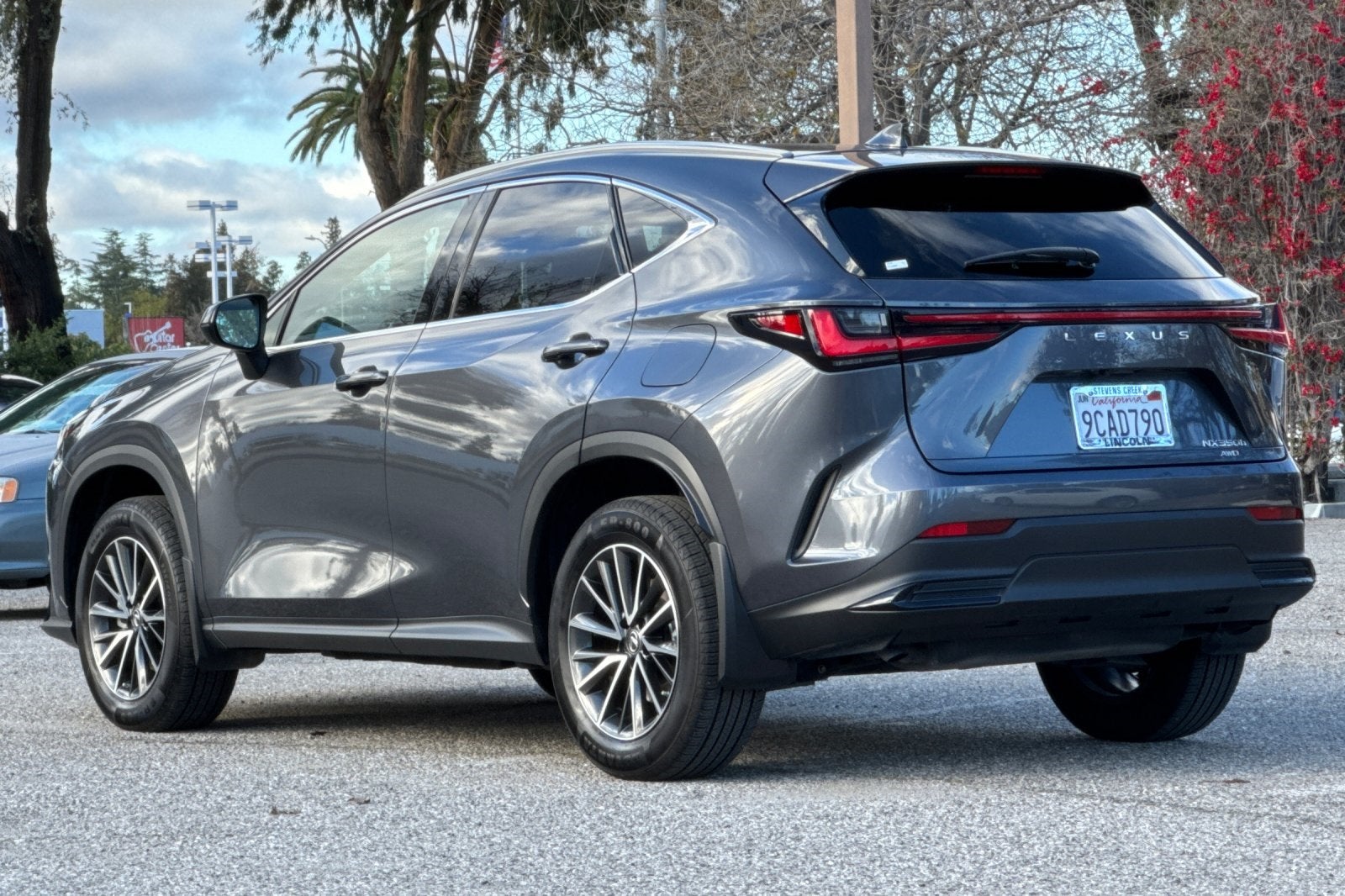 2022 Lexus NX 350h Base