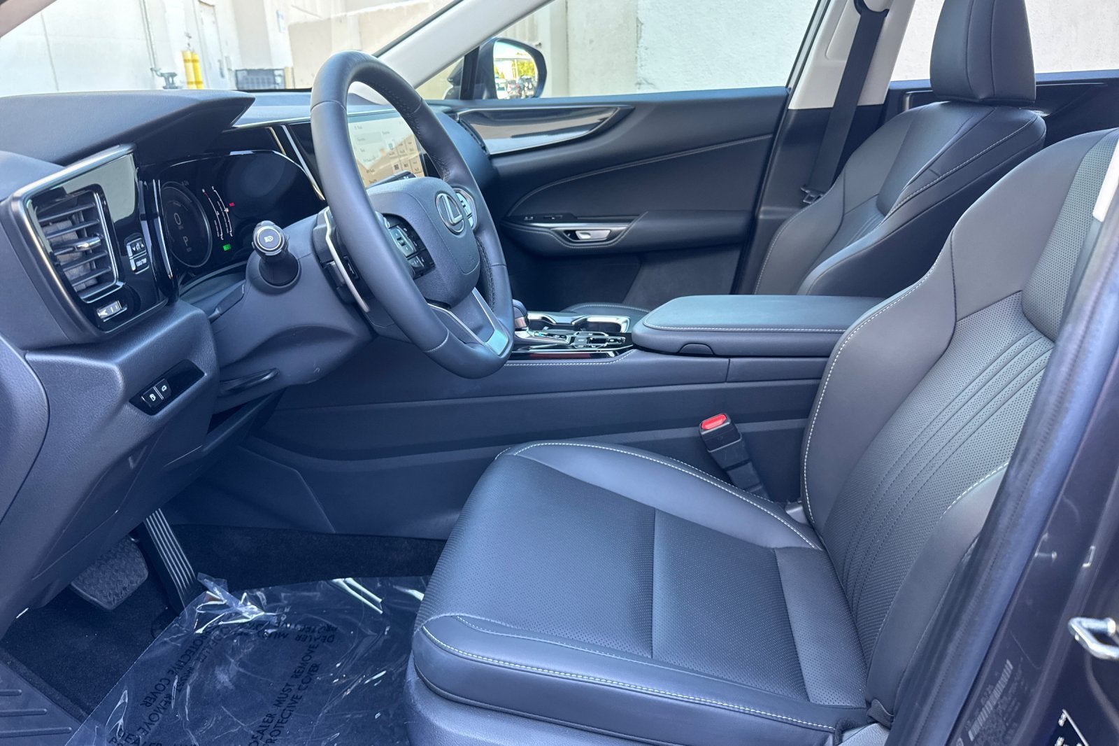 2025 Lexus NX 350h Base