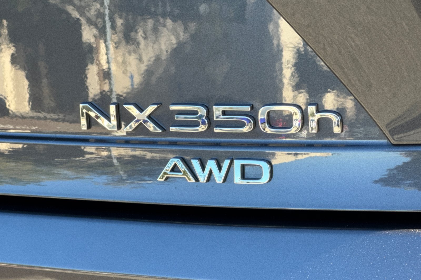 2025 Lexus NX 350h Base