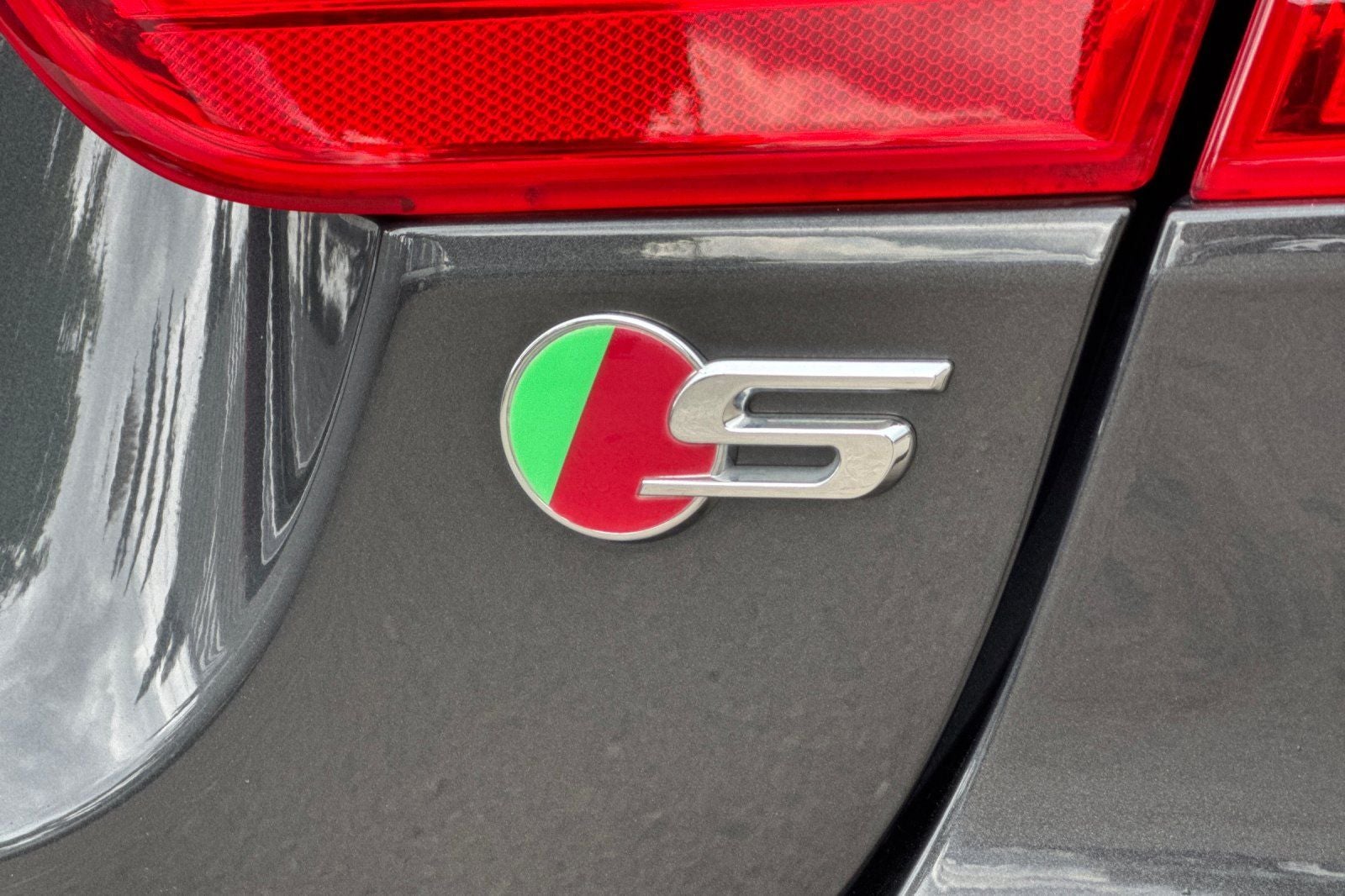 2018 Jaguar XE S