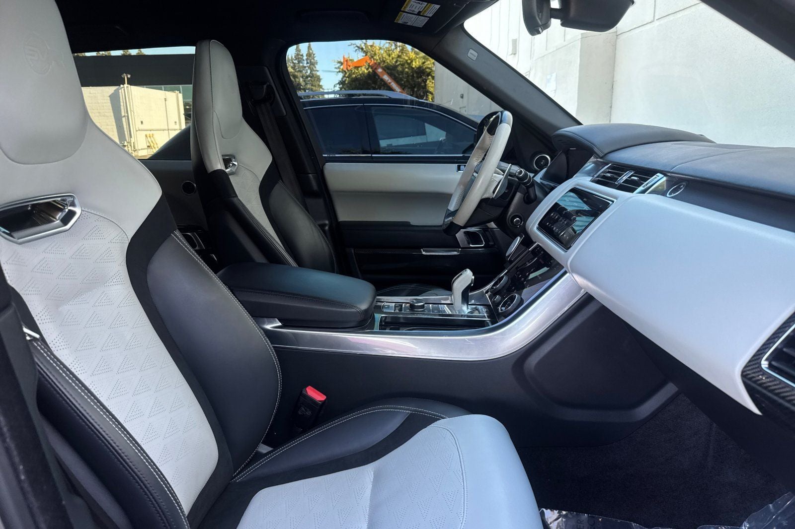 2021 Land Rover Range Rover Sport SVR
