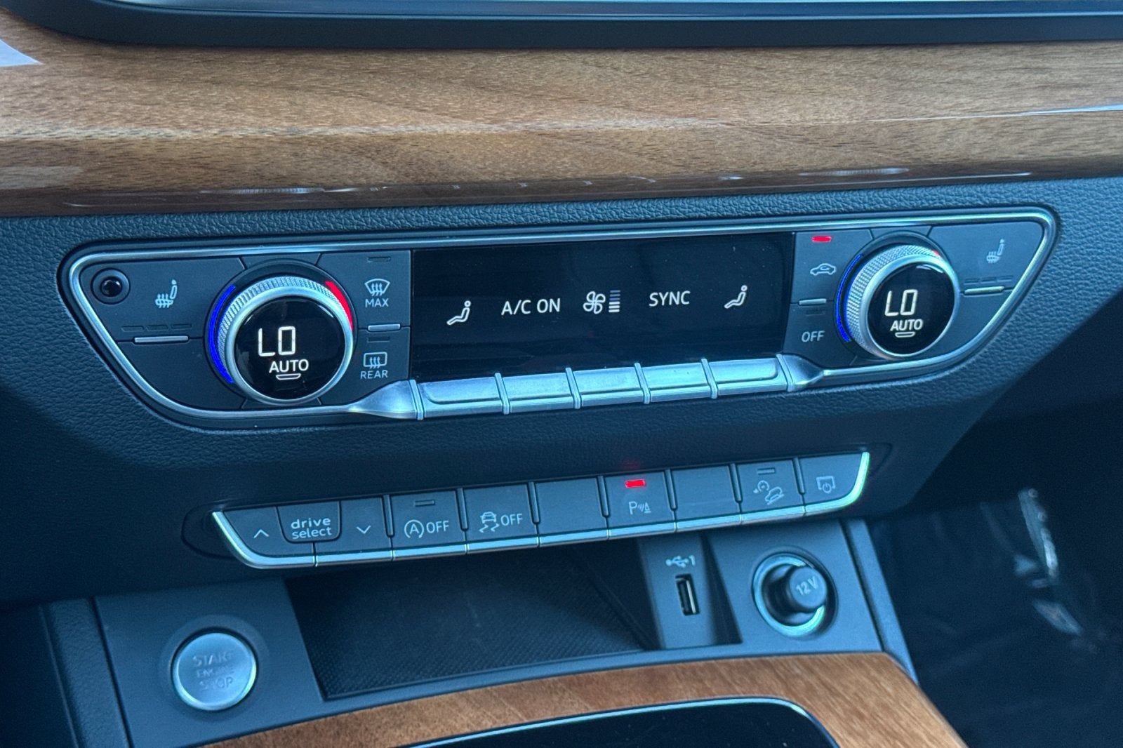 2023 Audi Q5 45 S line Premium quattro LCPO Competitive+
