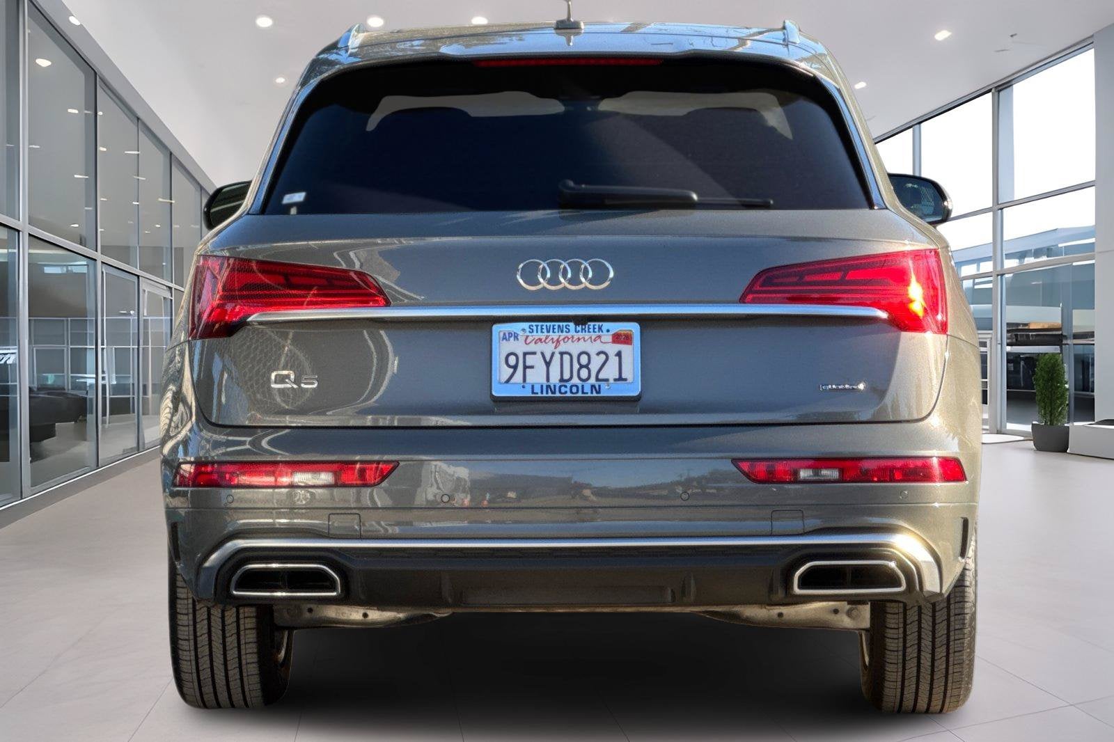 2023 Audi Q5 45 S line Premium quattro LCPO Competitive+