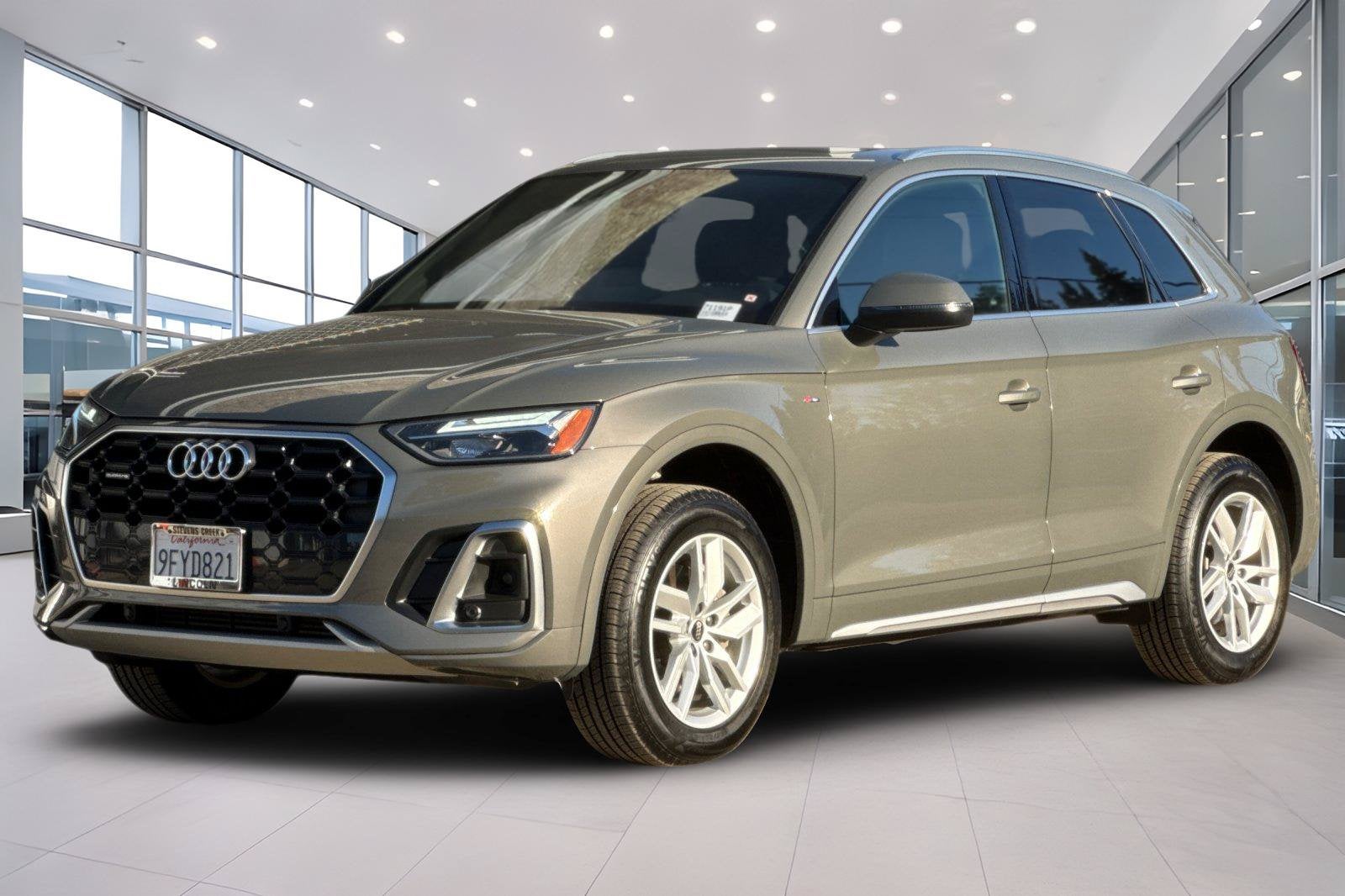 2023 Audi Q5 45 S line Premium quattro LCPO Competitive+