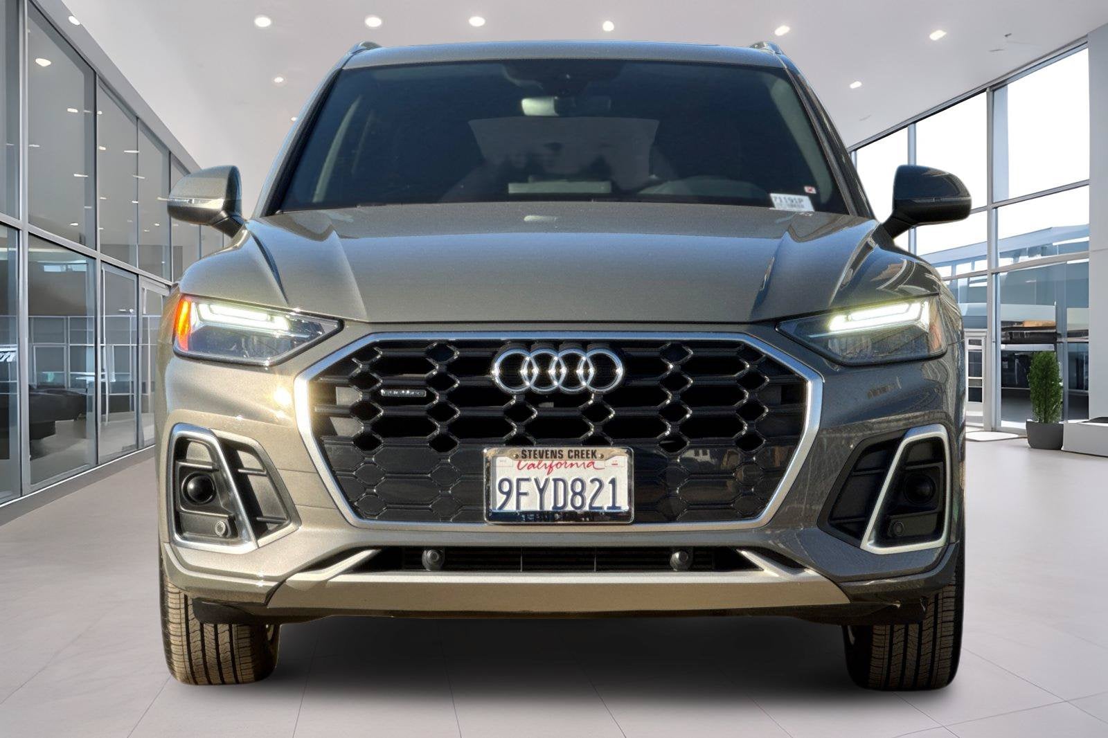 2023 Audi Q5 45 S line Premium quattro LCPO Competitive+