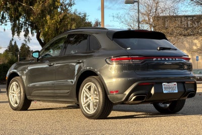 2024 Porsche Macan Base