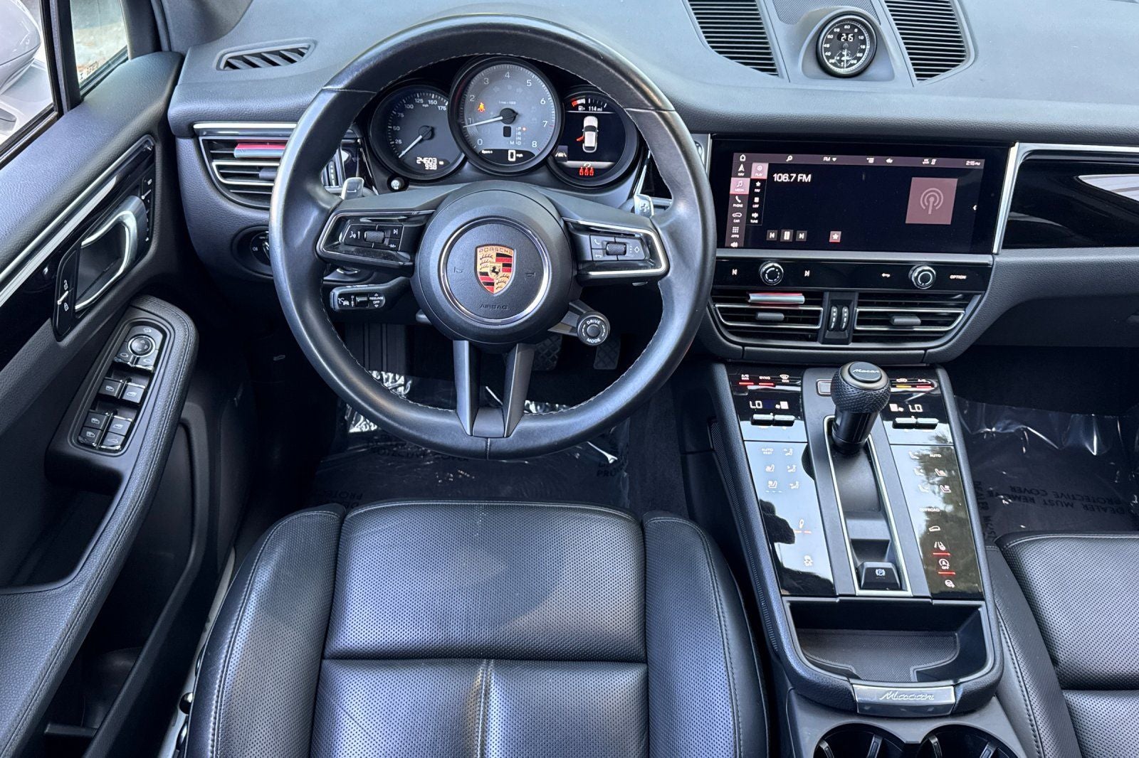 2022 Porsche Macan S