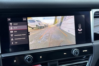 2022 Porsche Macan S