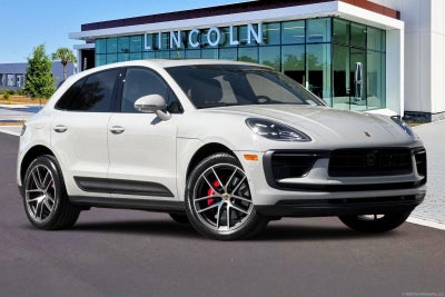 2022 Porsche Macan S