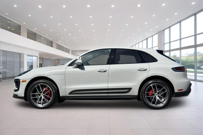 2022 Porsche Macan S