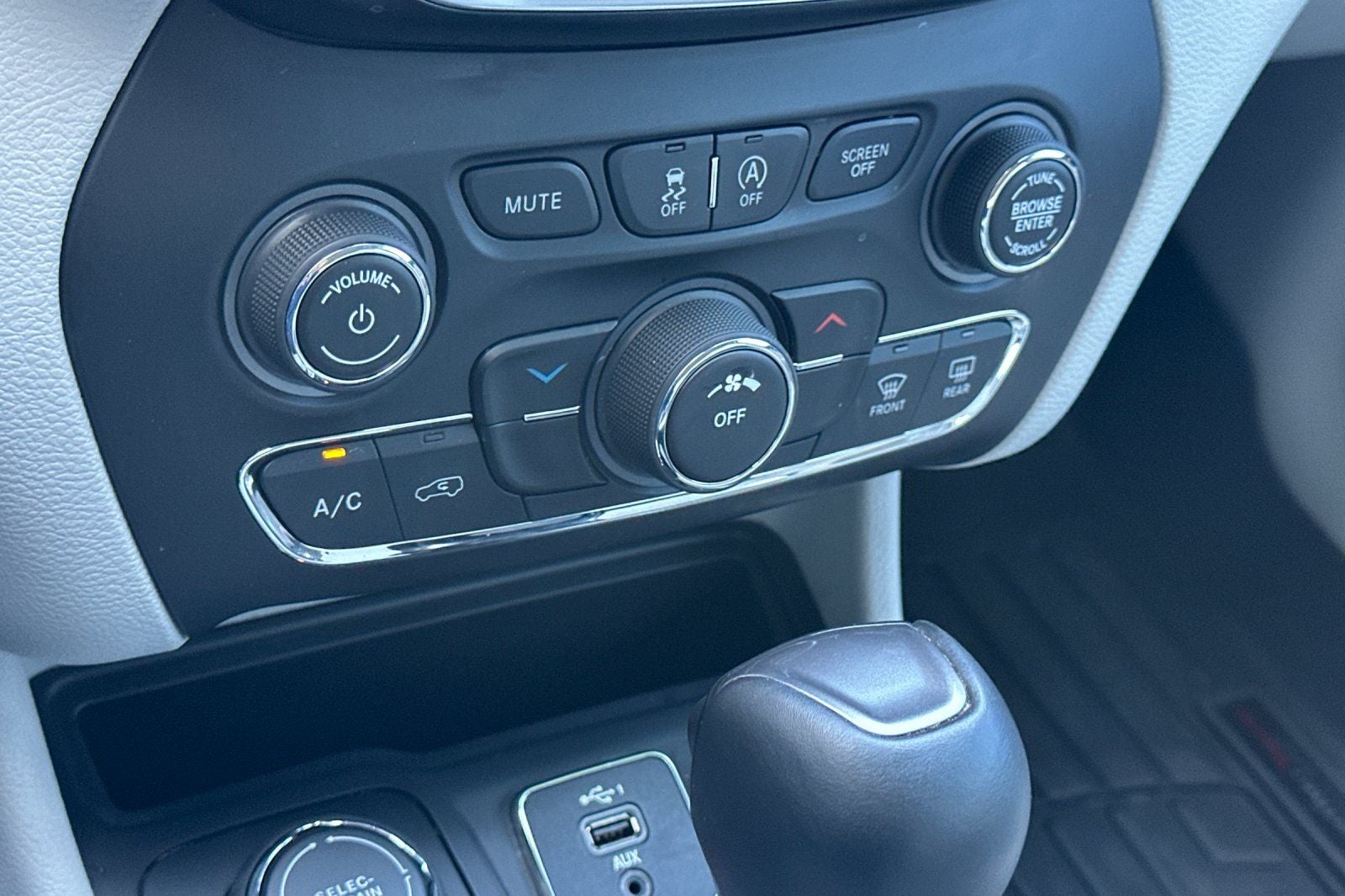 2021 Jeep Cherokee Latitude Plus