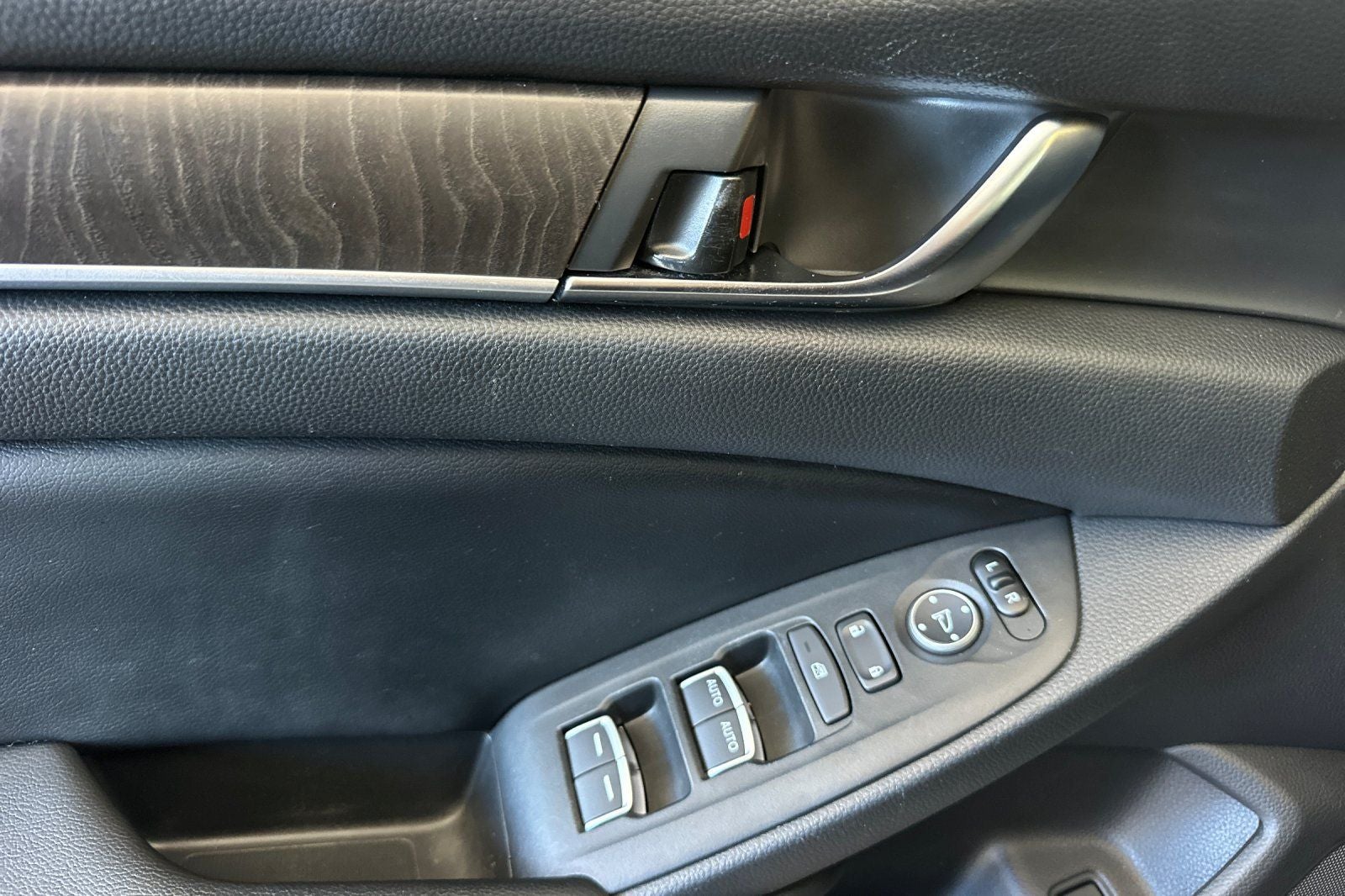 2018 Honda Accord Hybrid EX