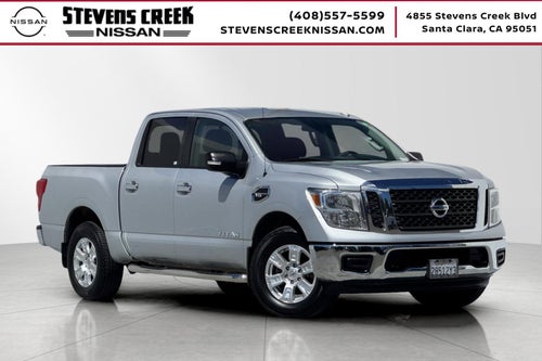 2017 Nissan Titan SV