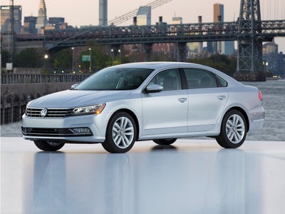2017 Volkswagen Passat 1.8T SE w/Technology