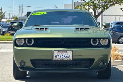2021 Dodge Challenger SXT