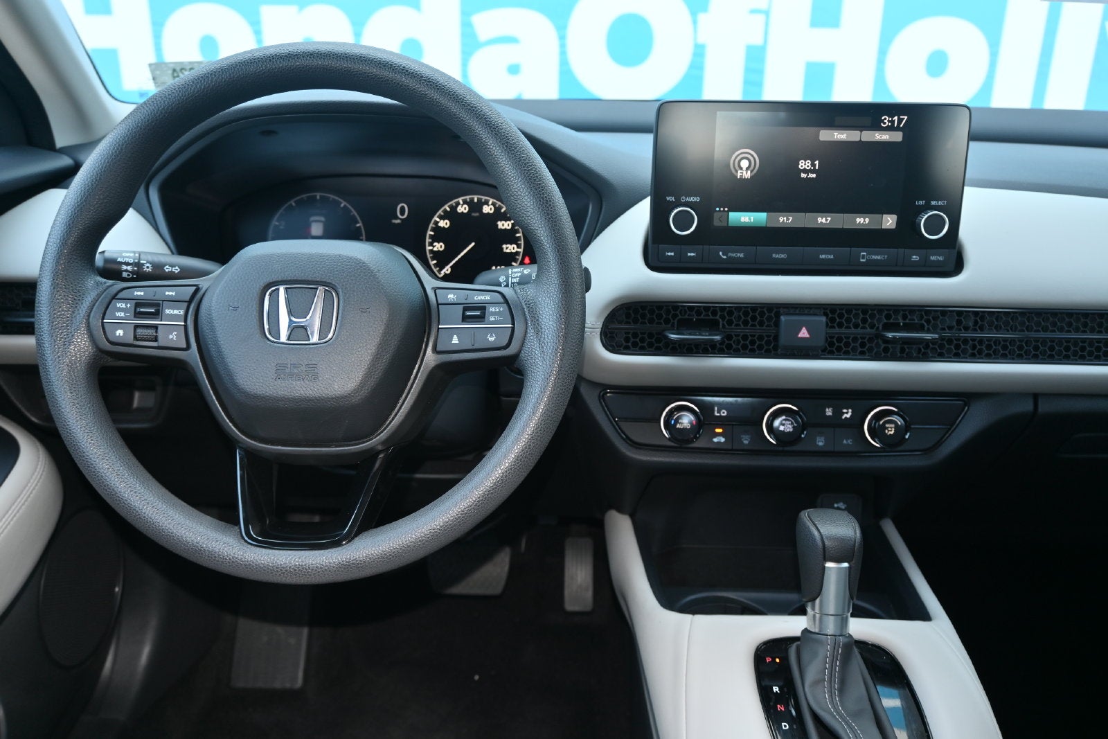 2025 Honda HR-V LX