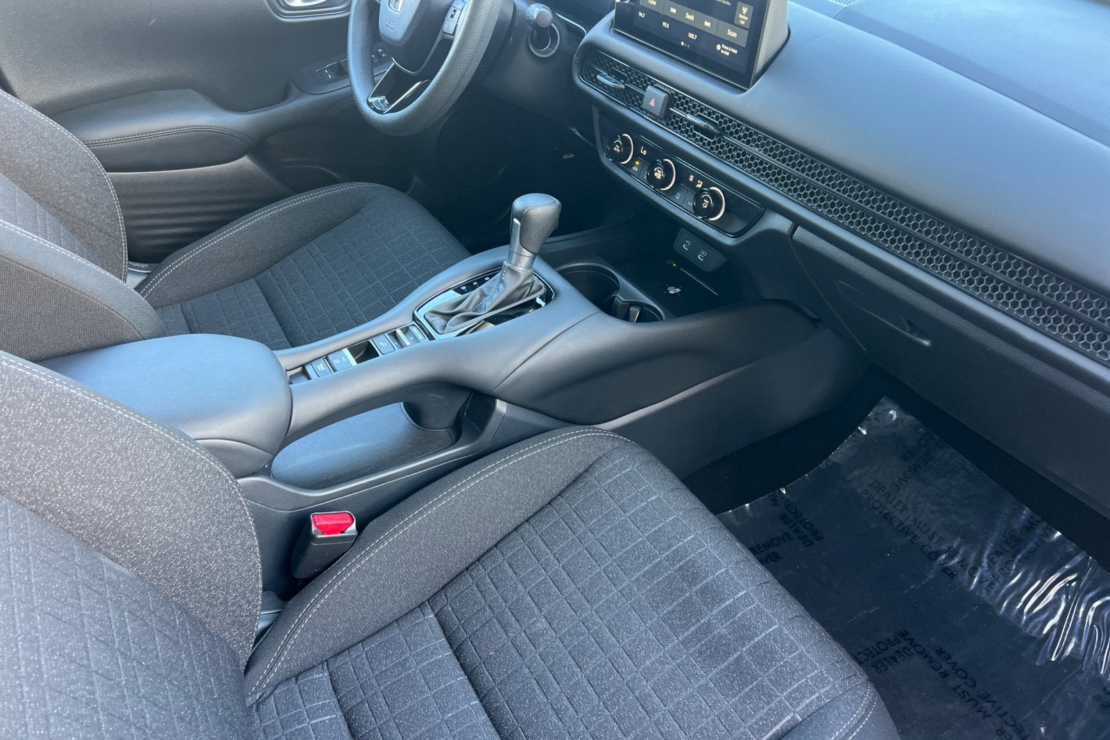2026 Honda HR-V LX - Photo 16