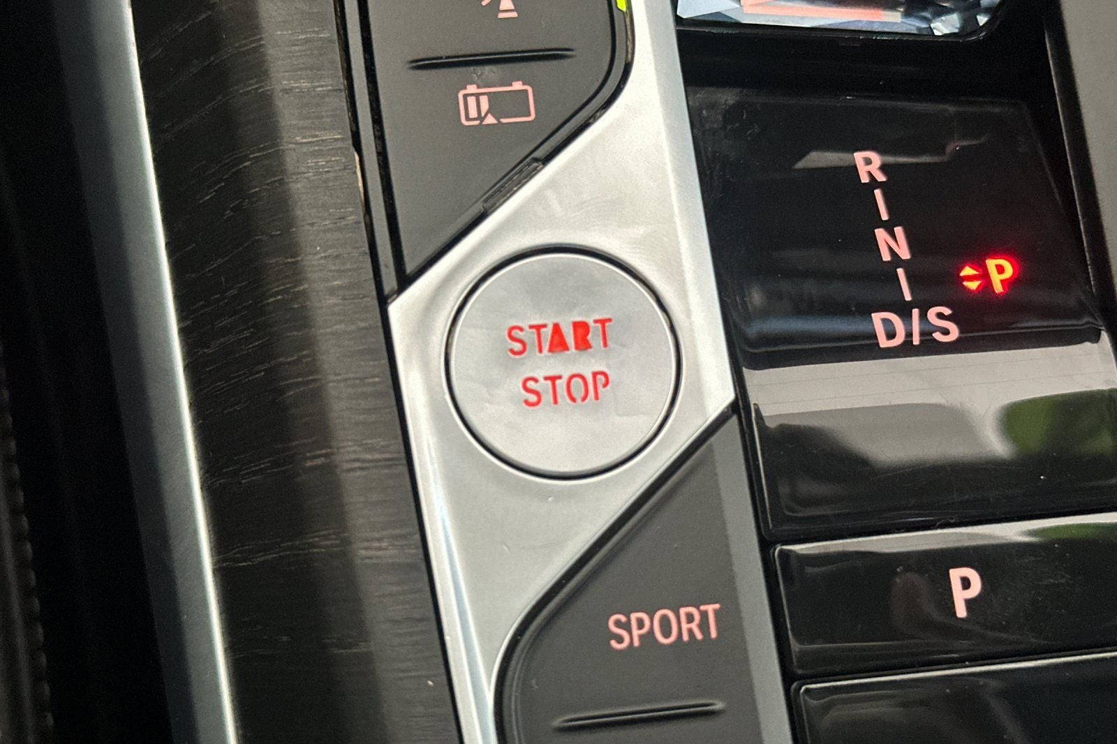 2024 BMW 3 Series 330e iPerformance
