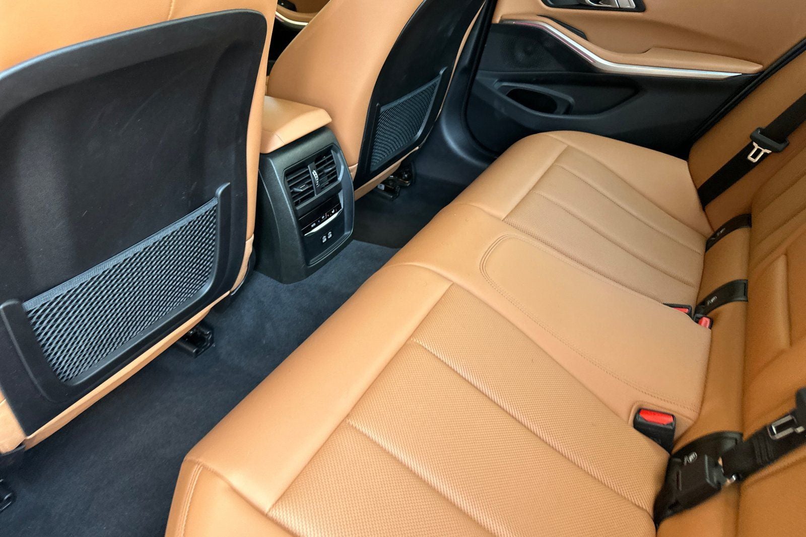 2023 BMW 3 Series 330e xDrive