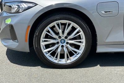2023 BMW 3 Series 330e xDrive