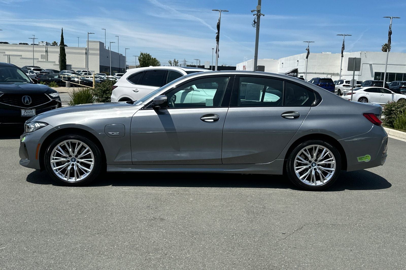 2023 BMW 3 Series 330e xDrive