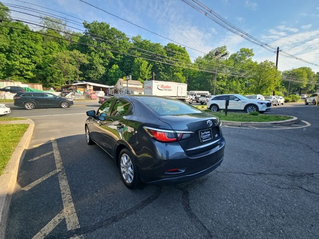 2017 Toyota Yaris iA Base
