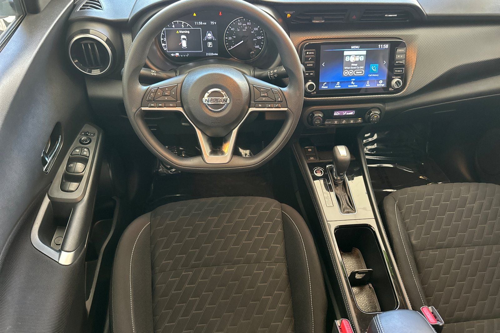 2021 Nissan Kicks SV