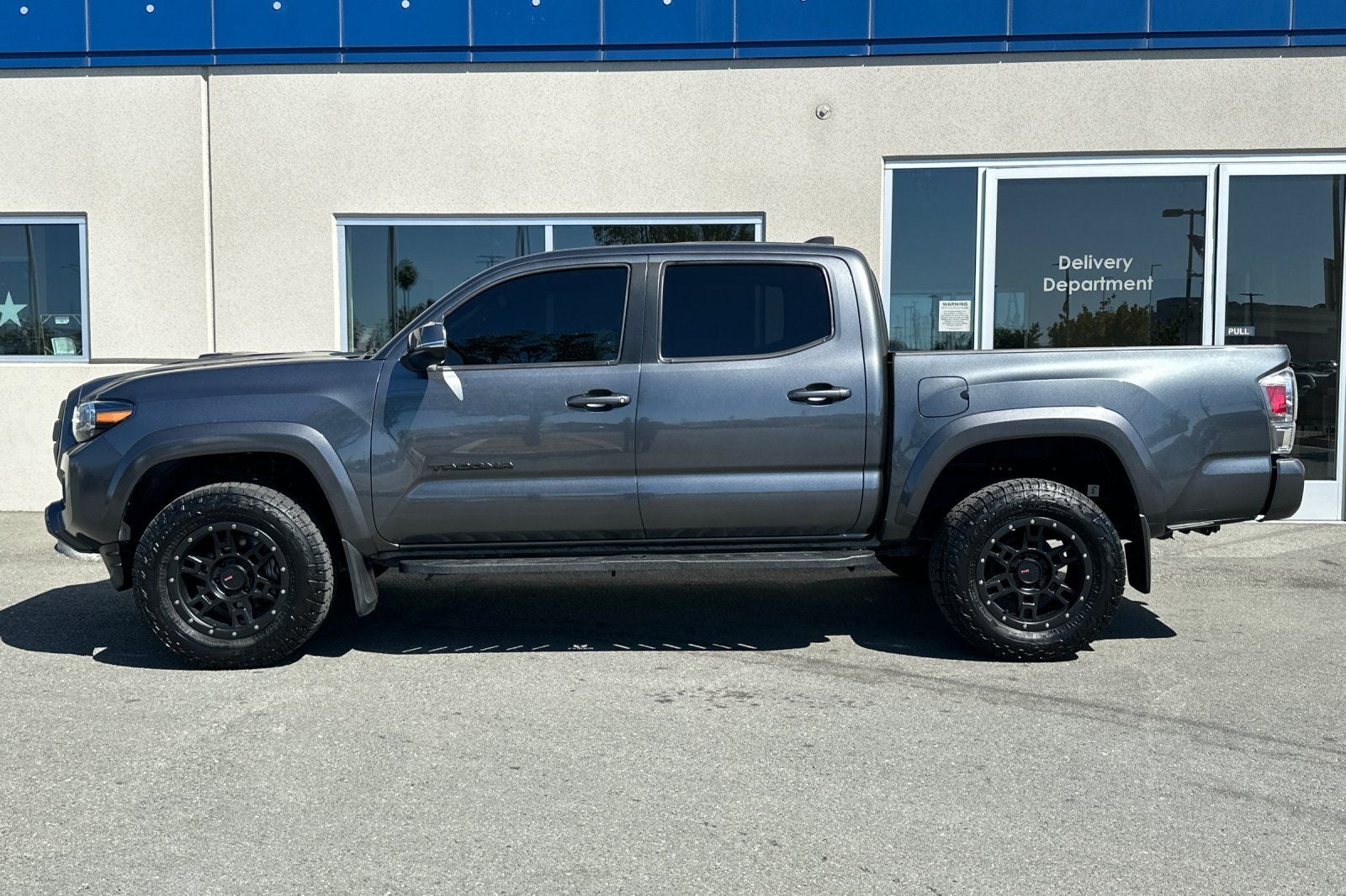 2023 Toyota Tacoma TRD Sport V6