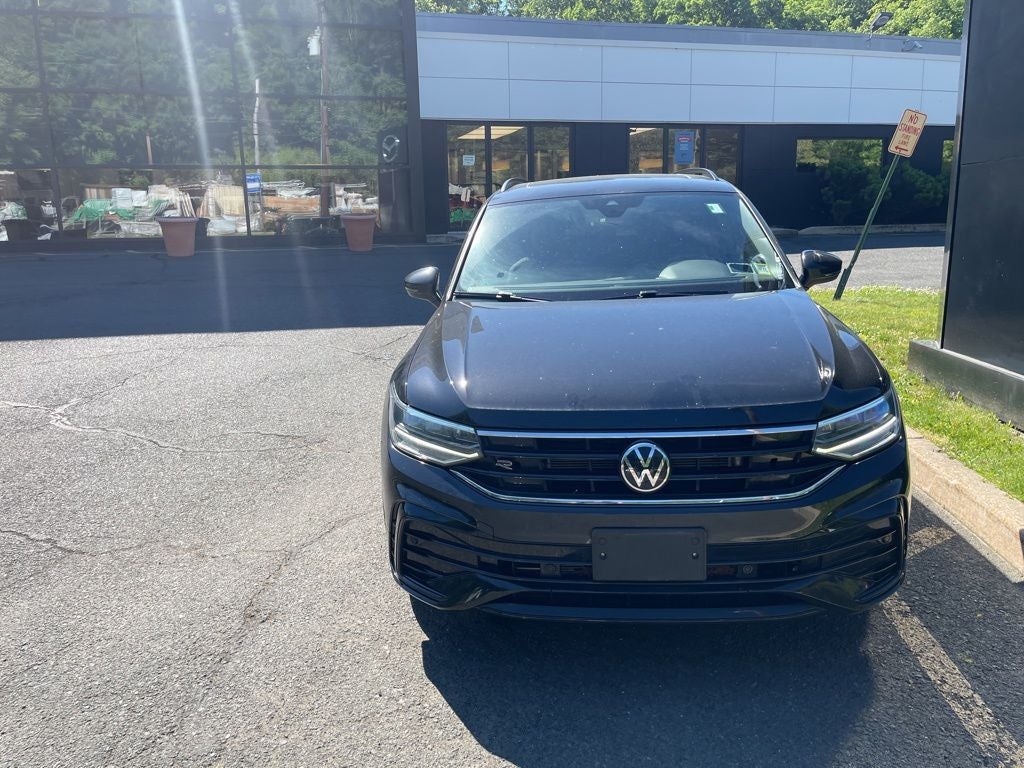 2024 Volkswagen Tiguan 2.0T SE R-Line Black