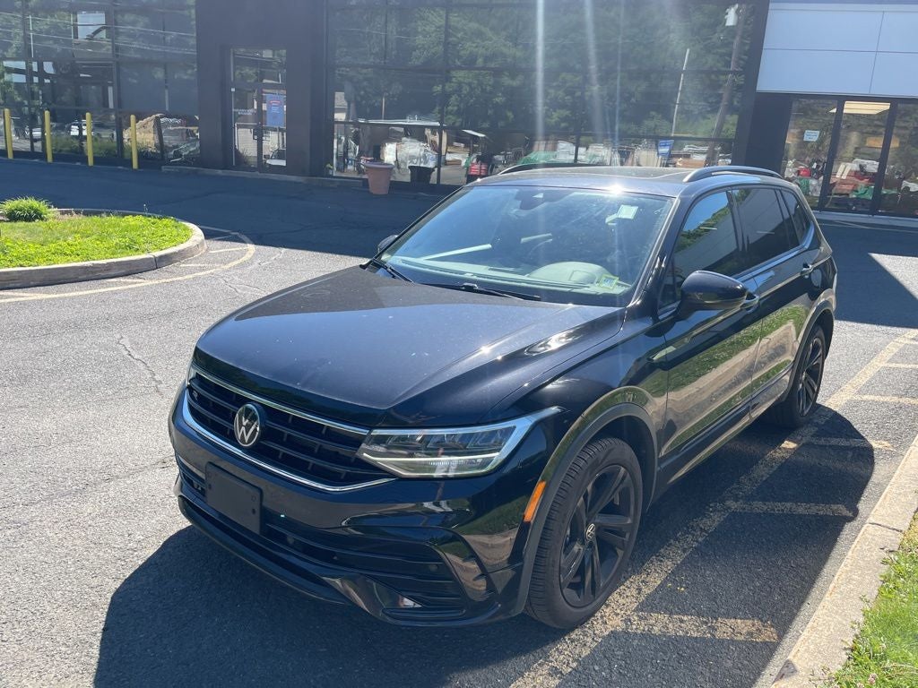 2024 Volkswagen Tiguan 2.0T SE R-Line Black