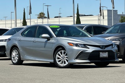 2022 Toyota Camry LE