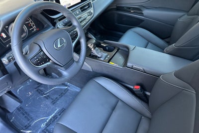 2025 Lexus ES 300h