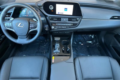 2025 Lexus ES 300h