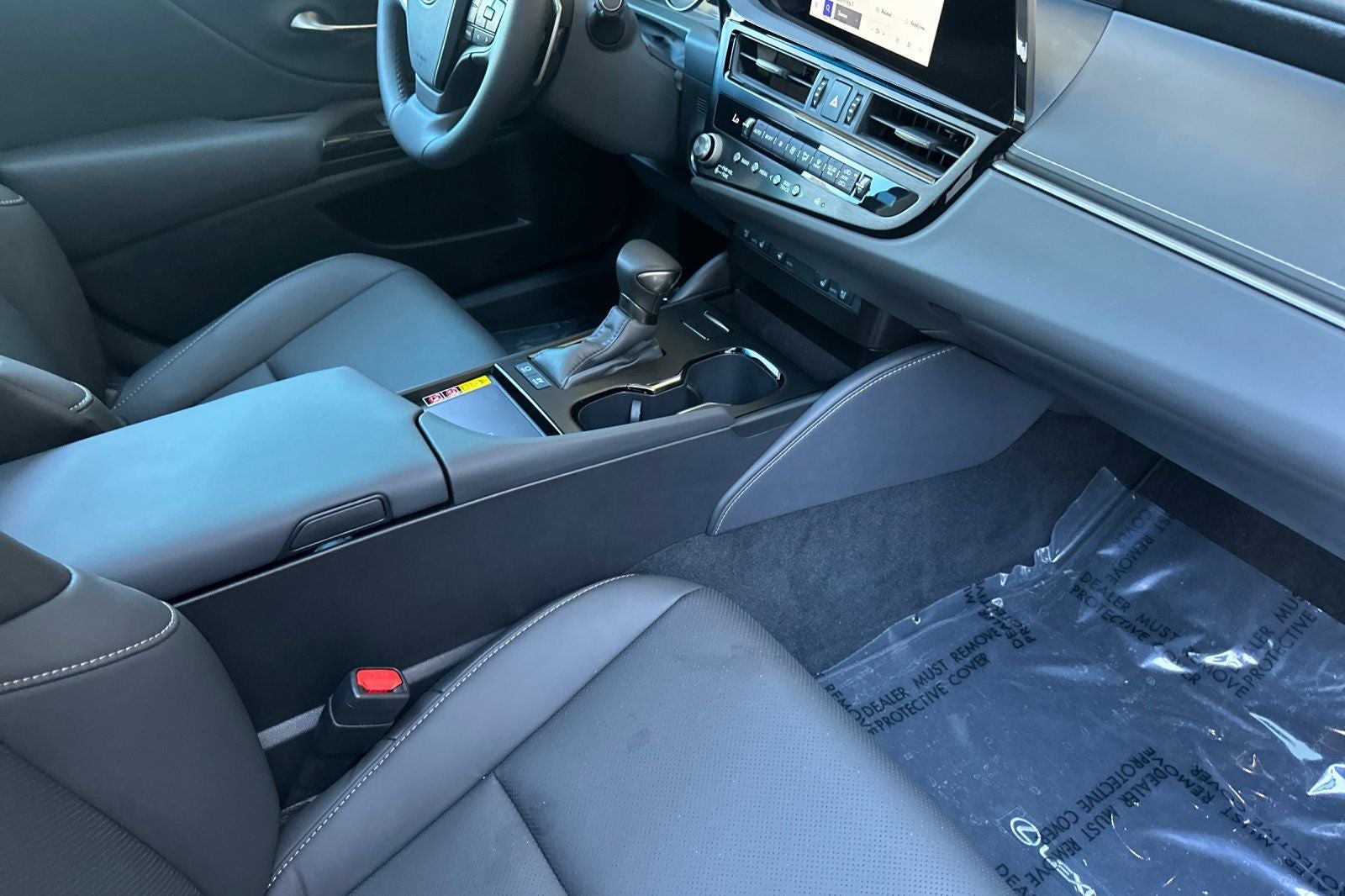 2025 Lexus ES 300h