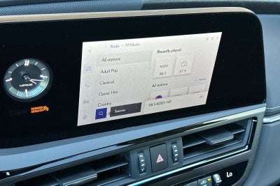 2025 Lexus ES 300h