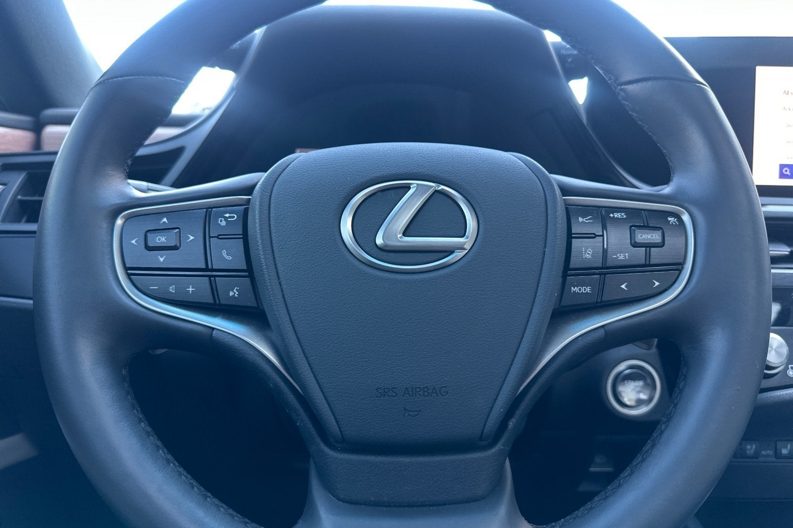 2025 Lexus ES 350