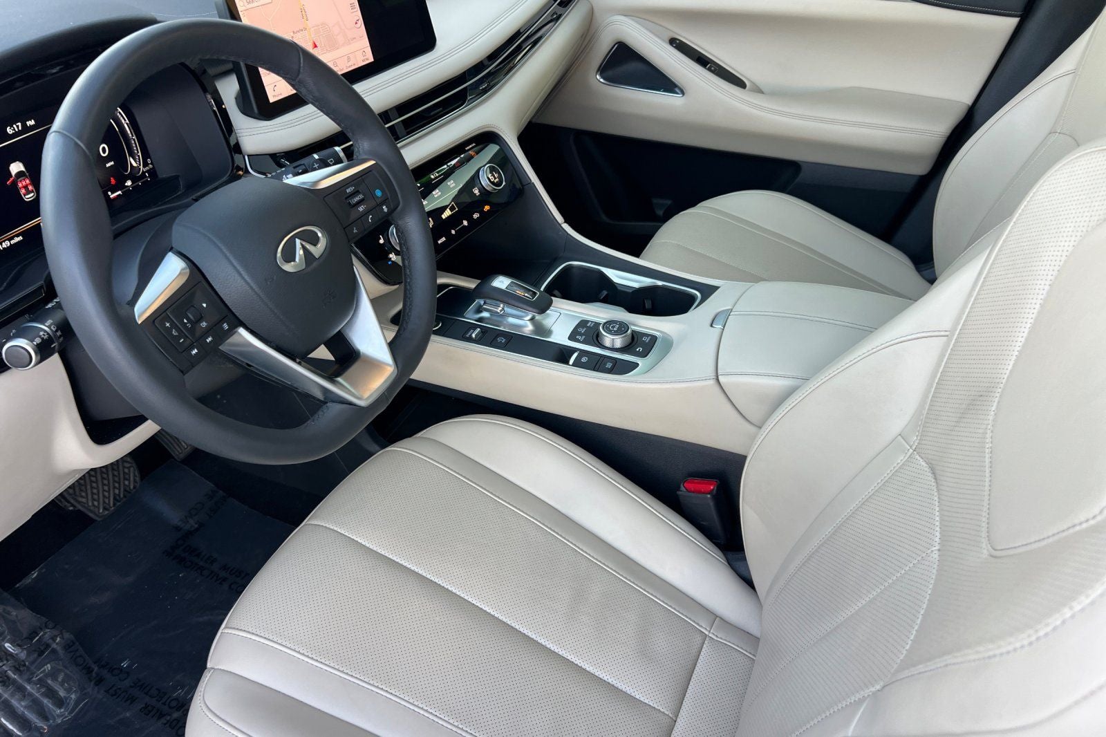 2022 INFINITI QX60 LUXE