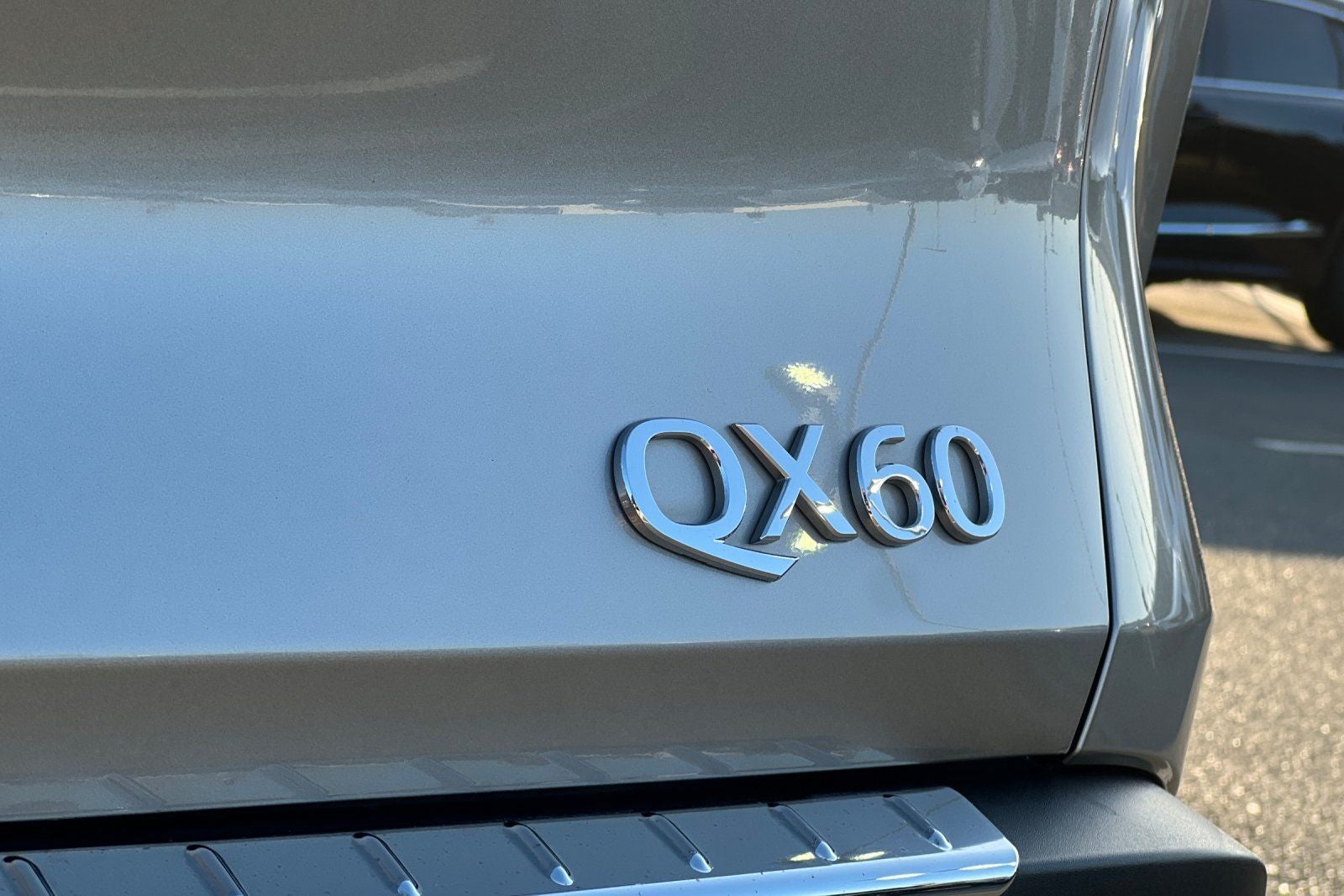 2022 INFINITI QX60 LUXE