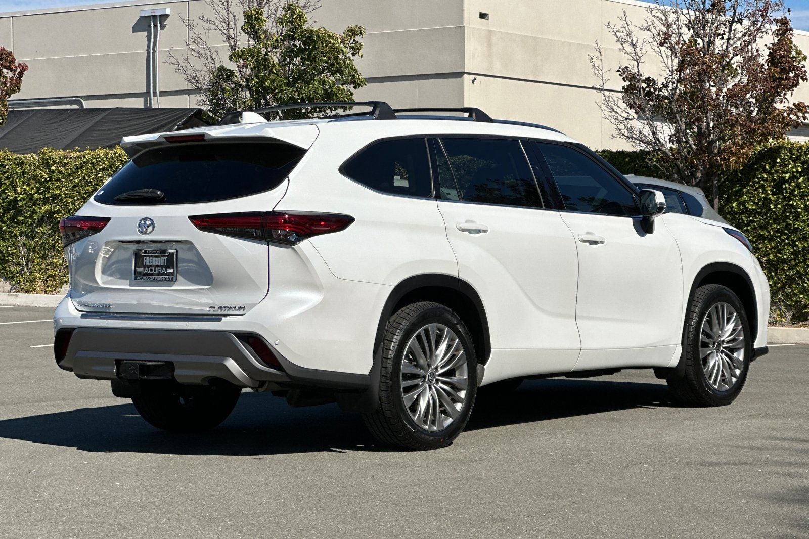 2022 Toyota Highlander Platinum