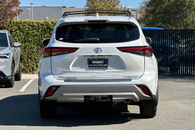 2022 Toyota Highlander Platinum