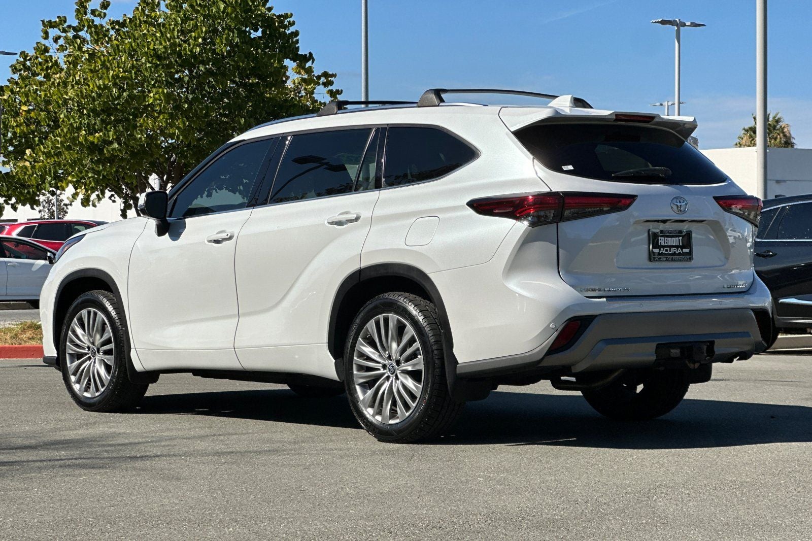 2022 Toyota Highlander Platinum
