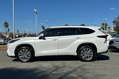 2022 Toyota Highlander Platinum